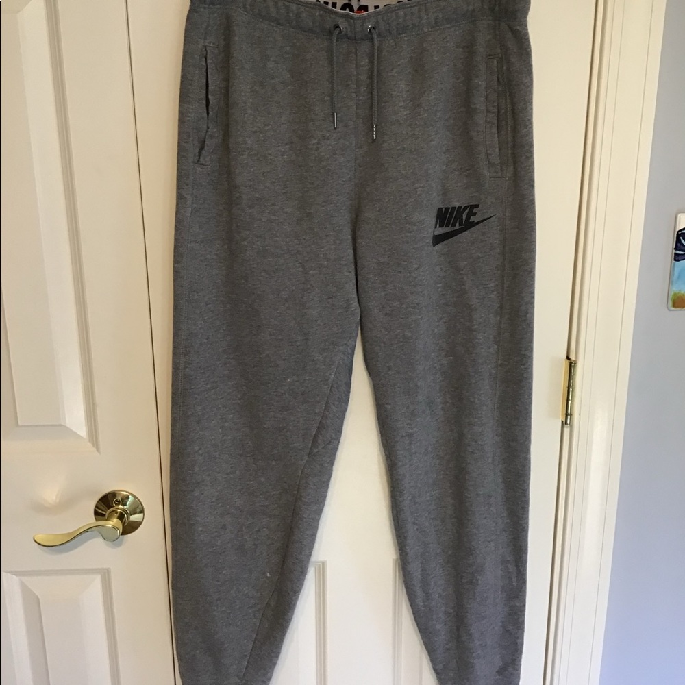 Gray Nike Sweatpants